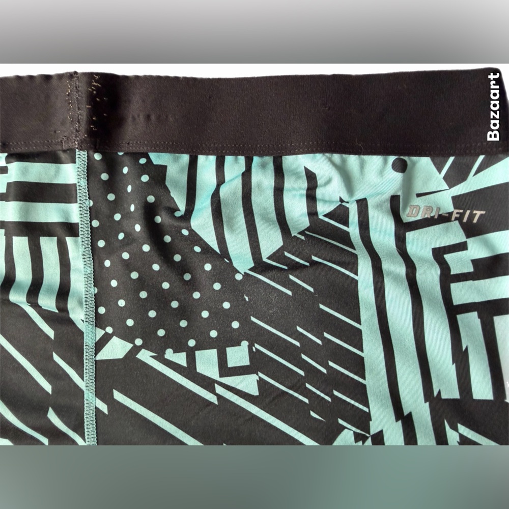 Nike Pro HyperWarm Compression 3/4 Tights | Geometric Print | Size X-Large - Picture 4 of 5